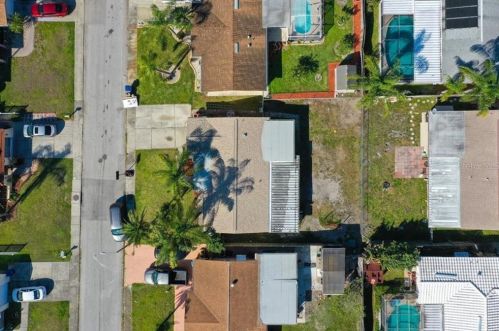 3049 Pinon Dr, Tarpon Springs, FL 34691-4720