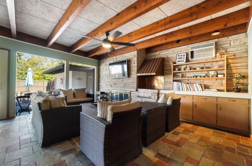 3164 Park St, Darbydale OH  43123-3299 exterior