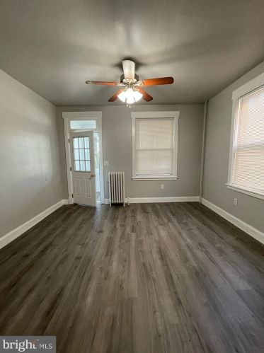 1929 Brookwood St, Harrisburg PA  17104-2326 exterior