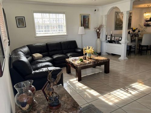 1191 53 St, Hialeah FL  33012-9005 exterior