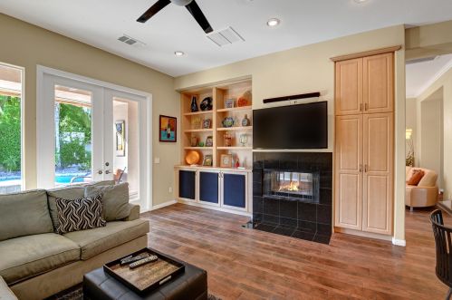 19 Orleans Rd, Rancho Mirage CA  92270-2714 exterior