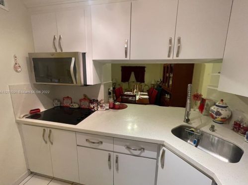 440 23rd St, Hialeah, FL 33010-1443