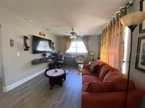 732 31st Ct, Winter Haven, FL 33881-2918