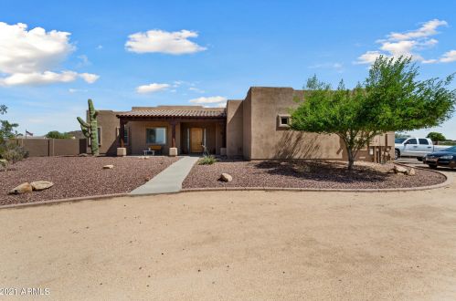 14526 Jomax Rd, Sun City, AZ 85387-6585
