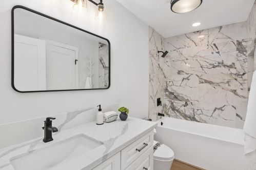 2160 13th St, Encinitas CA  92024-6801 exterior