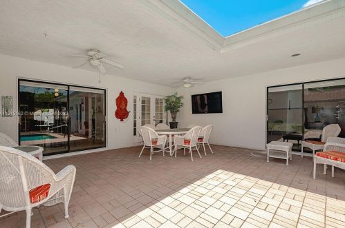 3220 37th St, Hollywood FL  33021-2636 exterior