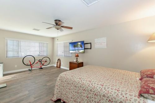 5363 Elm Ave, San Bernardino CA  92404-2936 exterior