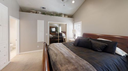 3960 Michelle Lynn Ct, Turlock CA  95382-8518 exterior