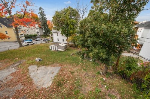 57 Fox St, Worcester MA  01604-4331 exterior