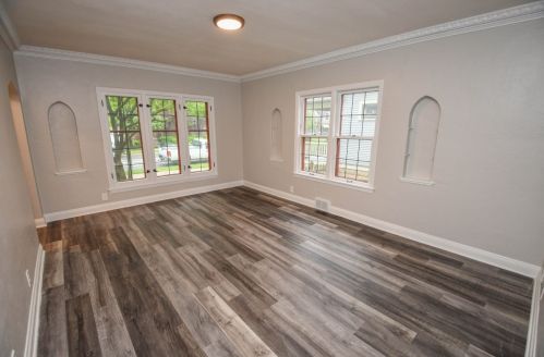 3151 Quincy Ave, Milwaukee, WI 53207-2717