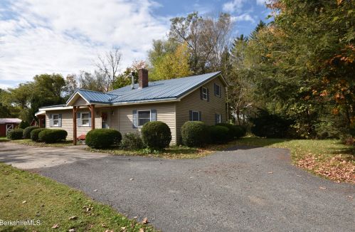 30 Main St, Cheshire, MA 01225-9669