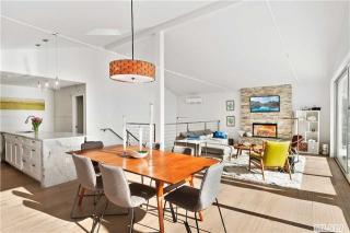14 Mckinley Rd, Hither Plains, NY 11954-5033