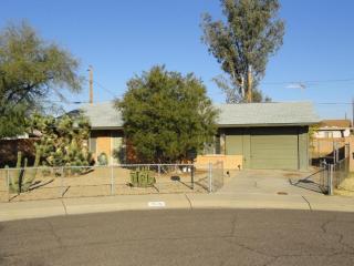 1526 Muriel Dr, Phoenix AZ  85022-2011 exterior