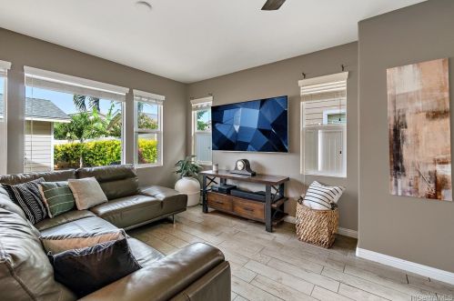 91-1262 Kaileolea Dr, Ewa Beach HI  96706-5033 exterior