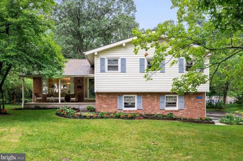 271 Winding Ln, Riverton, NJ 08077-2423