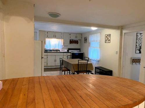 552 2nd Nh Tpke, Hillsboro NH  03244-4615 exterior