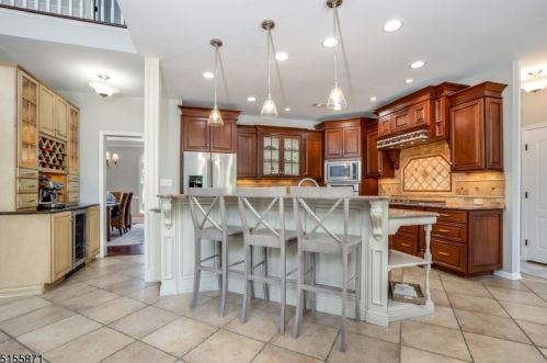 16 Neshanic Dr, East Amwell Township NJ  08551-1844 exterior