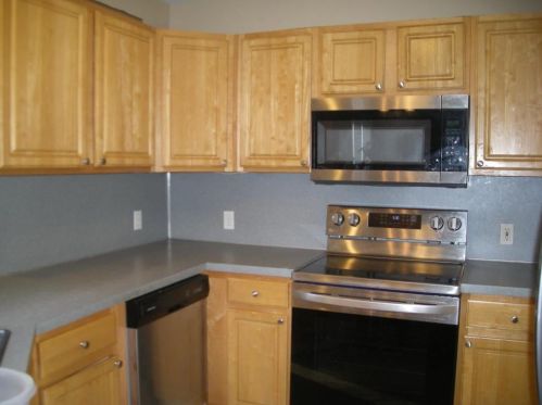 301 Windsor Pl, Macungie PA  18062-1812 exterior