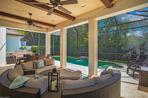 6869 Il Regalo Cir, Naples FL  34109-6818 exterior