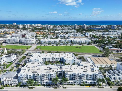 111 1st Ave, Delray Beach FL  33444-3712 exterior