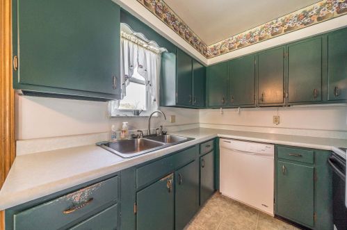 319 Peggy Ann Ln, Grants Lick, KY 41001-9518