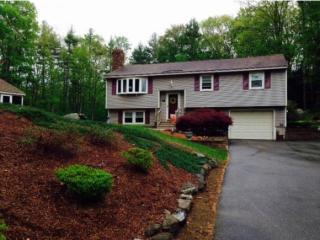 193 North Rd, Sandown, NH 03873-2048