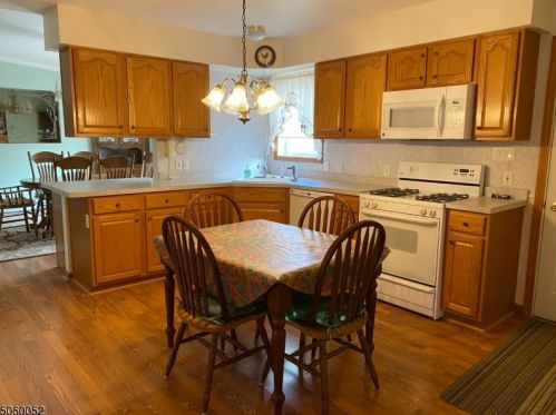 125 Mt Salem Rd, Wantage NJ  07461-3728 exterior