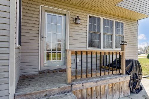 6205 Harvest St, Springfield OH  45502-7536 exterior