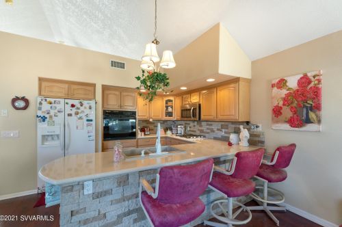 15 Concho Dr, Sedona AZ 86351-7953 exterior