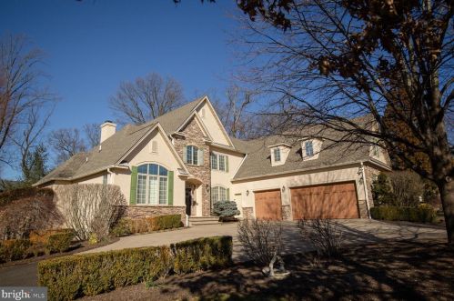 108 Gift Cir, Prospectville, PA 19002-2732