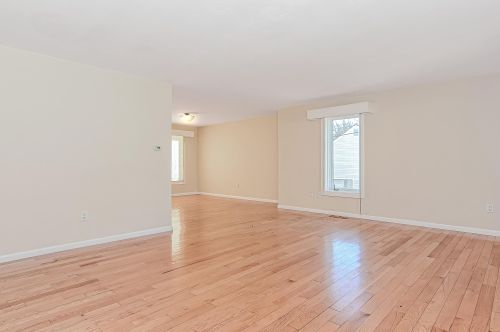 20 Landsdown Dr, Nashua, NH 03062-1667
