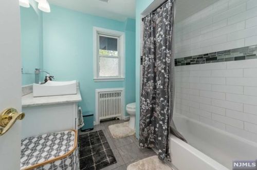 44 South St, Ridgefield Park NJ  07660-2222 exterior