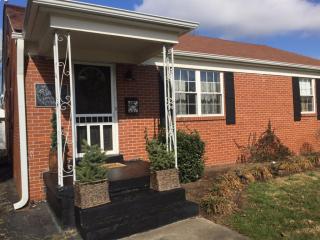 2309 Southgate Dr, Lexington, KY 40503-1809