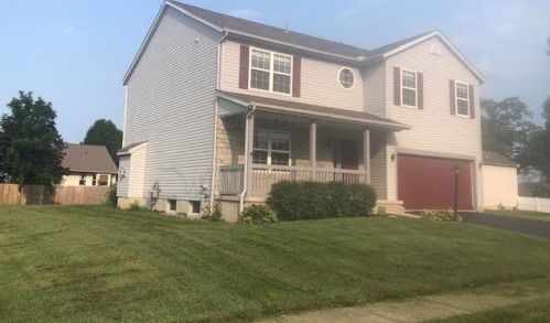 185 Isaac Tharp St, Pataskala, OH 43062-8964