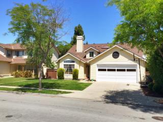 911 Provincetown Dr, Salinas, CA 93906-4468