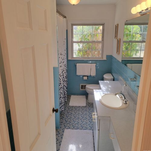 18 Northfield Dr, Northport NY  11768-2413 exterior