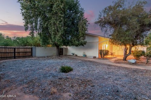 6507 Paradise Dr, Scottsdale AZ 85254-5175 exterior