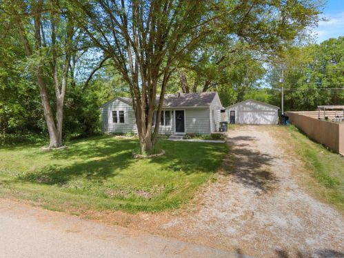 634 Gatewood Dr, Twin Lakes, WI 53181-9356