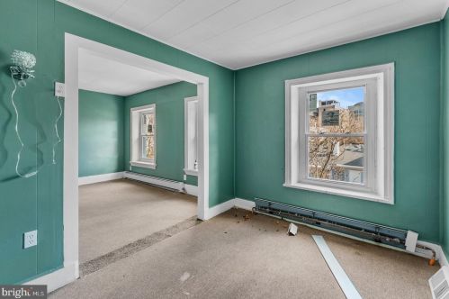 204 Academy St, Trenton NJ 08618-3902 exterior