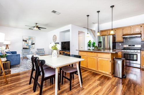 6050 Ventura Way, Folsom CA  95762-5563 exterior