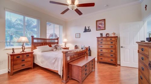 15963 79th Pl, Hialeah FL  33016-6647 exterior