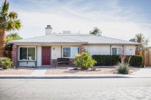 541 Church Ave, Ridgecrest, CA 93555-4251