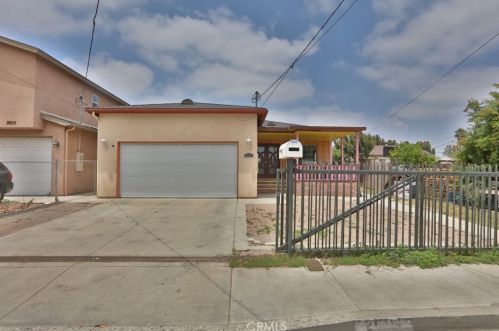 2611 124th St, Compton, CA 90222-1313