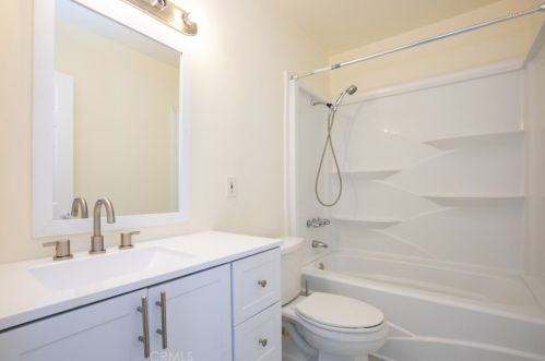 7659 Tujunga Ave, North Hollywood CA  91605-2937 exterior