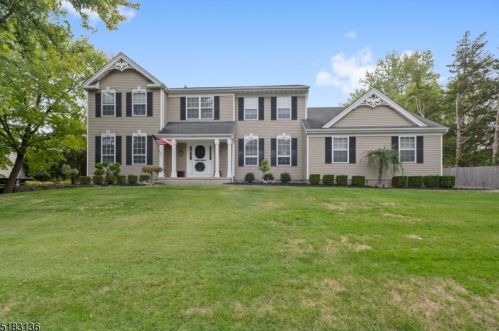 2 Gleim Rd, White House Station, NJ 08889-3688