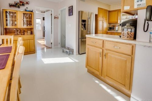 19 Hillcrest Ave, Crotonville NY  10562-1921 exterior