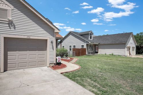 1736 Rock Creek Dr, Darbydale, OH 43123-1542
