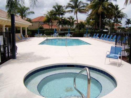 731 Cable Beach Ln, West Palm Beach FL  33410-3412 exterior