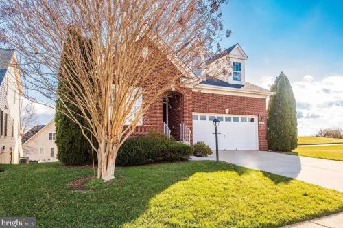 6013 Piney Grove Way, Gainesville, VA 20155-6671