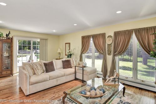 1995 Campbell Rd, Belmar NJ  07719-9530 exterior